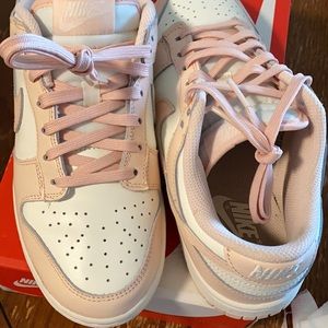 Nike Dunk Low Orange Pearl